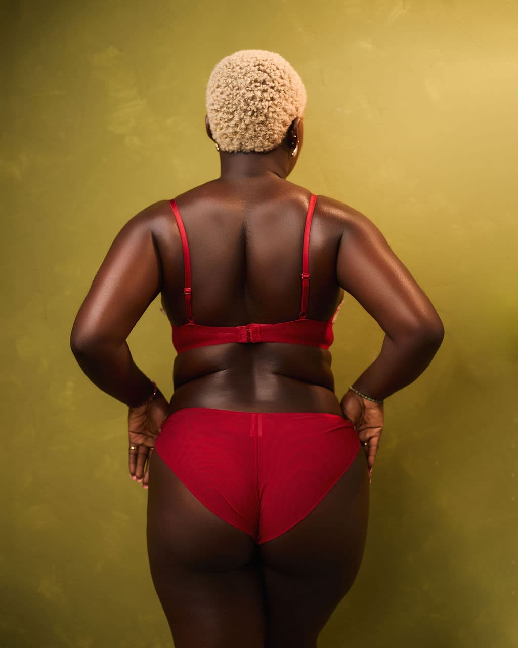 INTIMATES slide 5